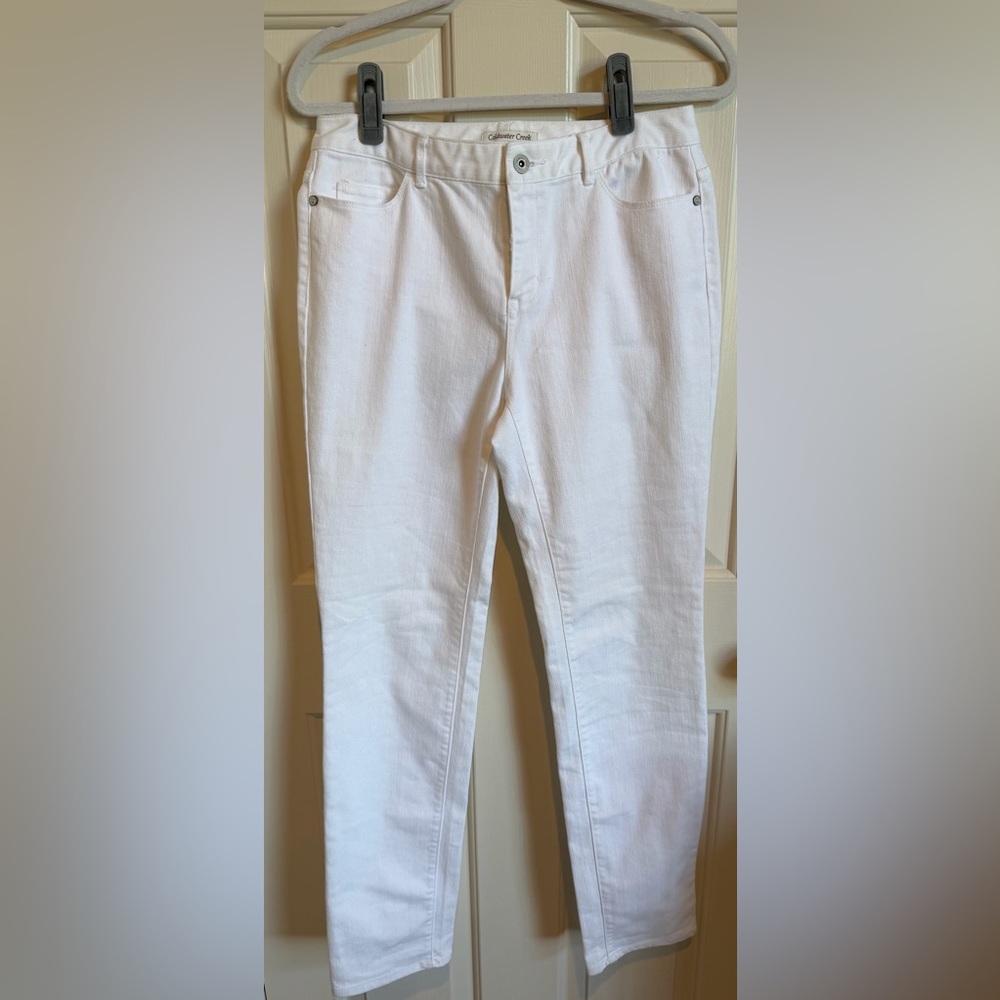 Coldwater Creek Natural Fit White Straight-Leg Jeans. Size 6. Appear unworn.